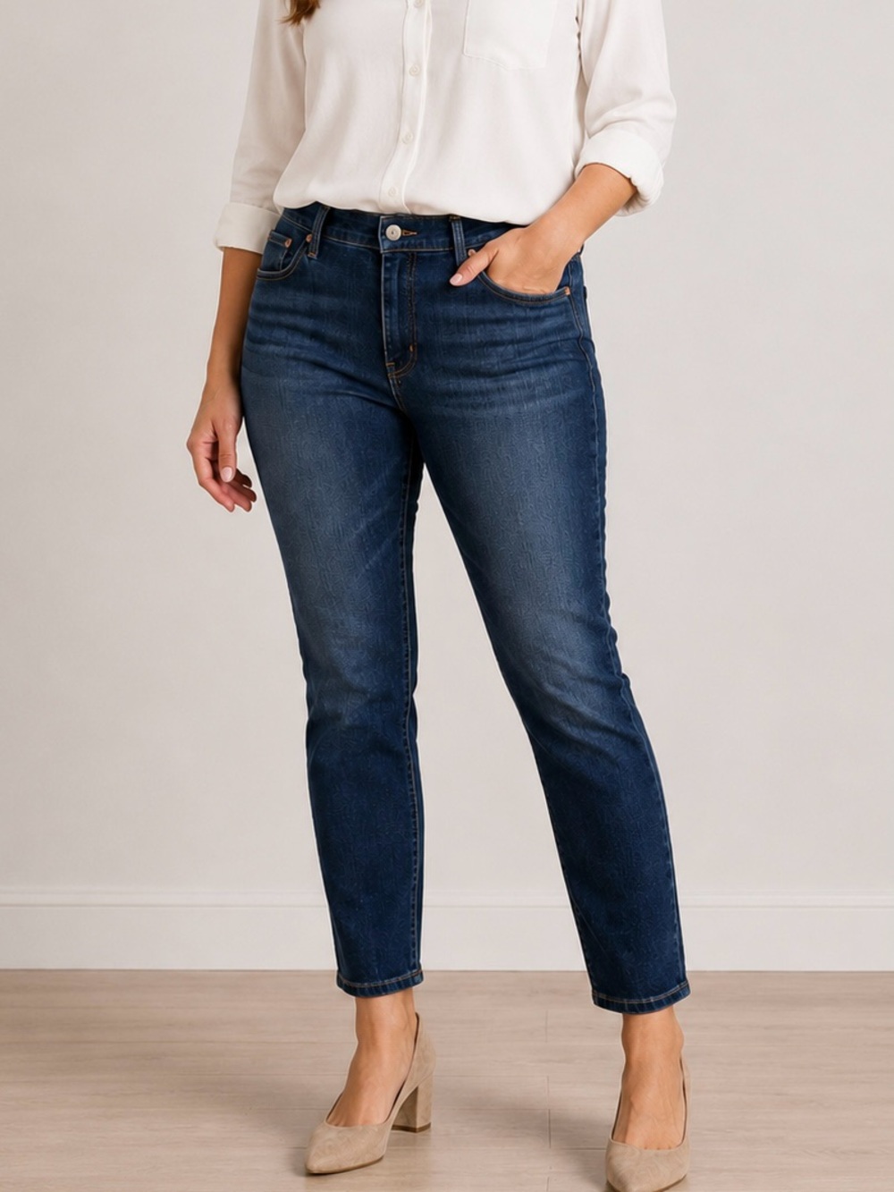 Levi Strauss Jeans Size 34 Dark Indigo Boyfriend Jeans for Women